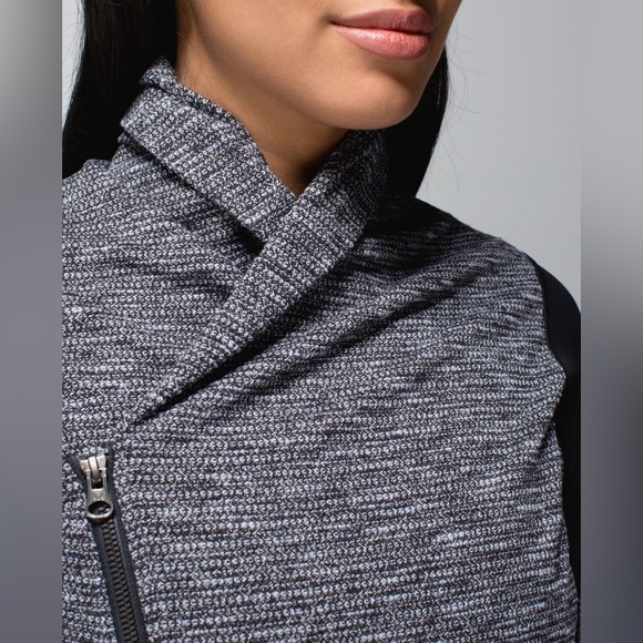 Lululemon Bhakti Yoga Jacket size 12 - Picture 2 of 13